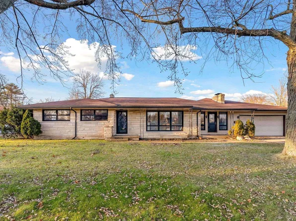 1322 Erwin St, Elkhart, IN 46514