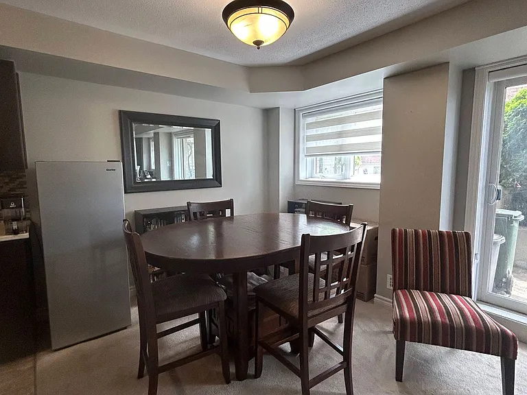 305 Cresthaven Dr #1 — Photo 6