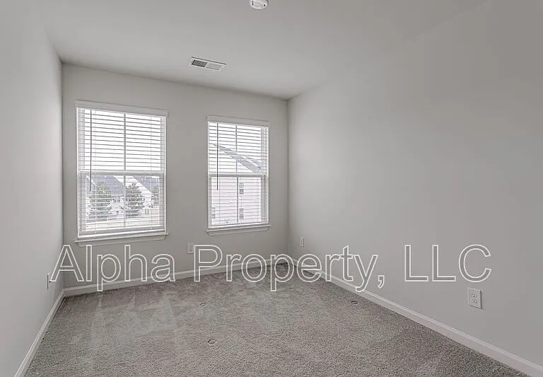 520 Huntingdale Pl — Photo 9