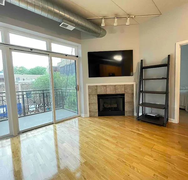 1155 W Madison St — Photo 6