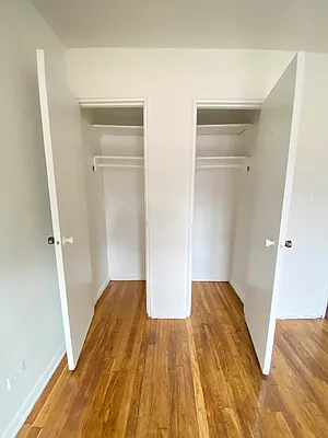 Rented by Queens Apartments Realty LLC | media 27