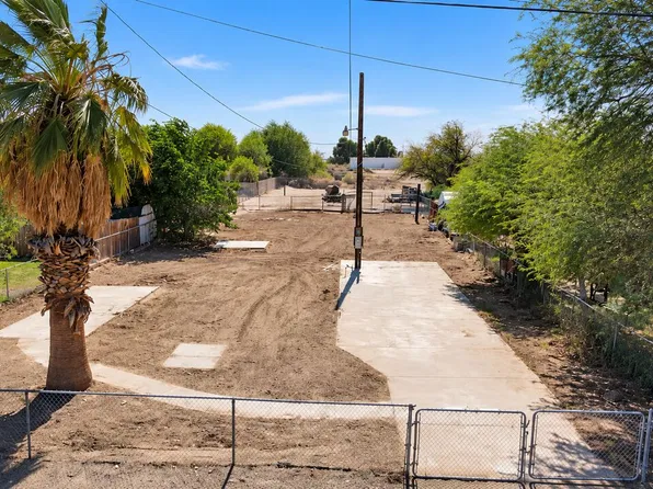 975 E 1st St, Westmorland, CA 92281