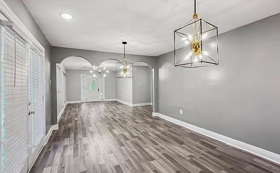 4th image of 5401 Providence Pl