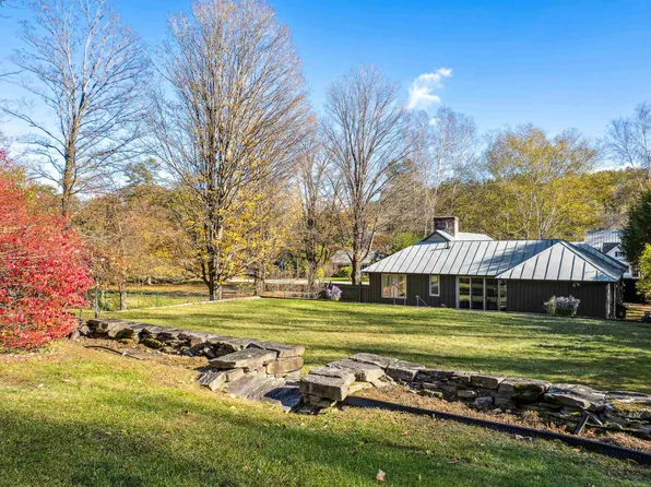 33 Mountain Avenue, Woodstock, VT 05091