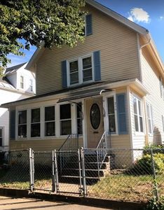 214 Suffolk St, Holyoke, MA, 01040