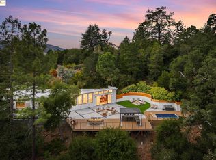 90 Estates Dr, Orinda, CA 94563