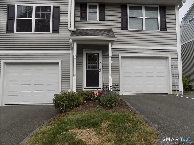 6 Barnum Ct #6 — Photo 1