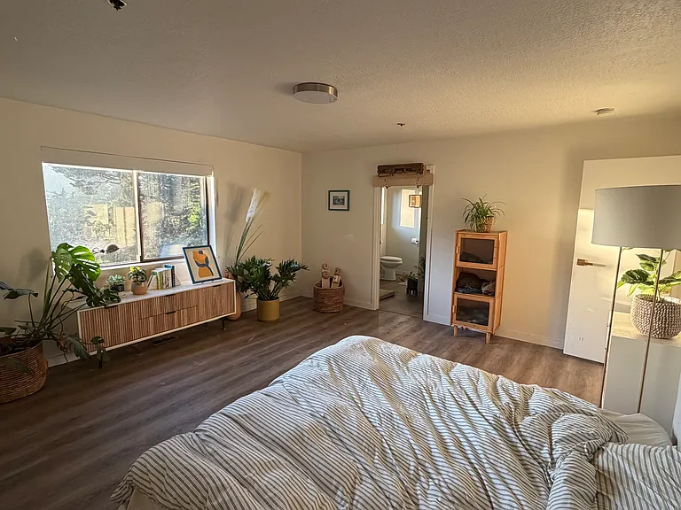 Master Bed