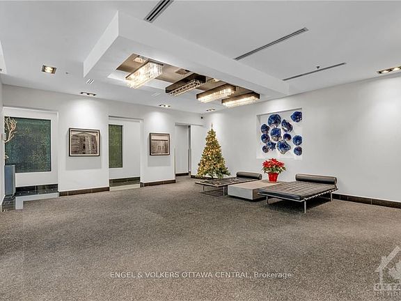 3rd image of 101 Richmond Rd #511