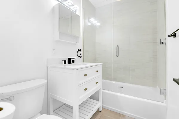 Rented by Garden Heights Realty | media 5