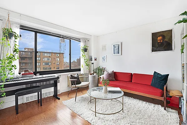 Sold by Compass | media 2