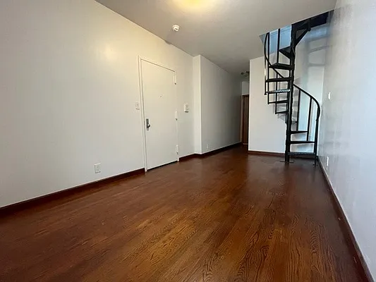 Rented by Aegis Realty Management Corp | media 6