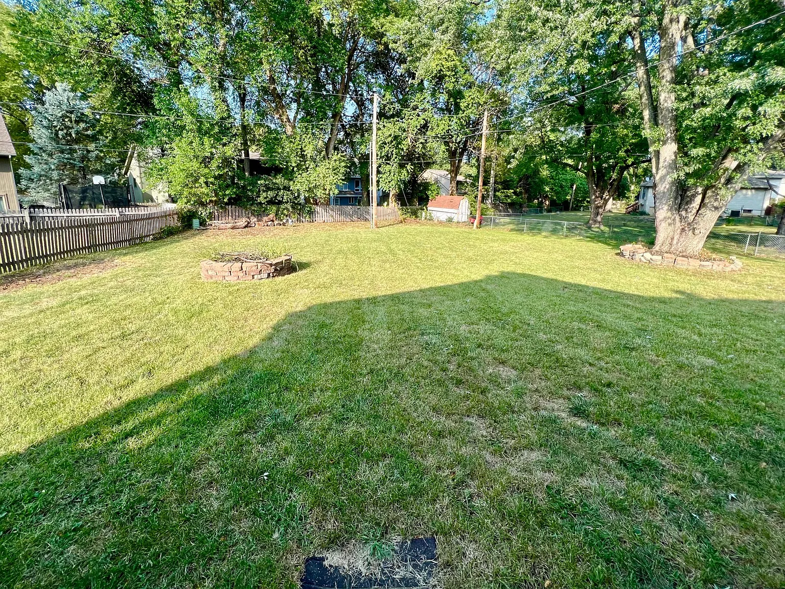 4 bed, 2.5 bath, 2424 sqft, $2,600 — Photo 2