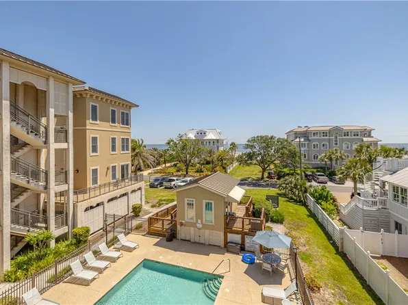 1015 Beachview Dr #208, Saint Simons Island, GA 31522