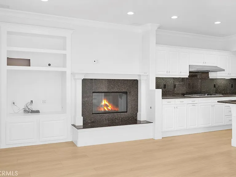 5271 Pearce Dr — Photo 15