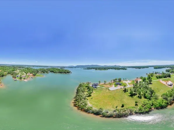 389 Hyannis Point #69, Union Hall, VA 24176