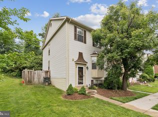 5790 Burke Towne Ct, Burke, VA 22015