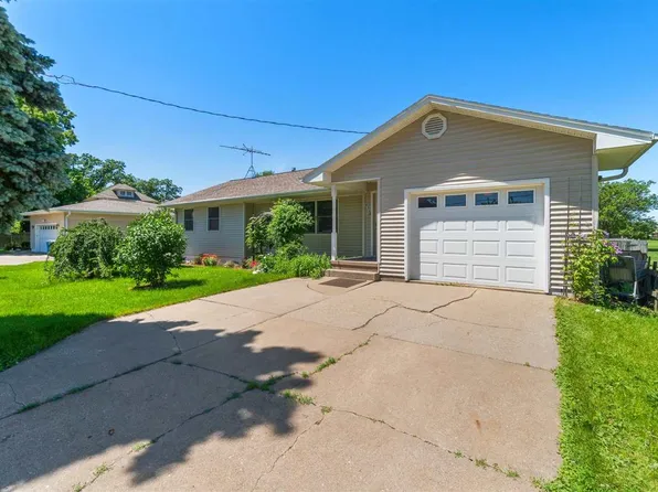 1110 Houser St, Muscatine, IA 52761