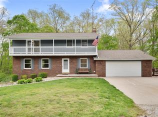 16578 N Oak Hill Ln, Mount Vernon, IL 62864