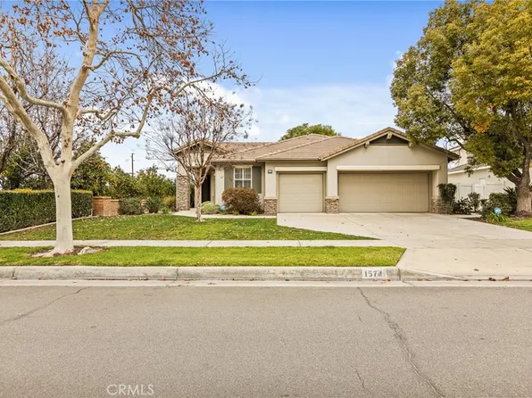 1574 Foothill Way, Redlands, CA 92374