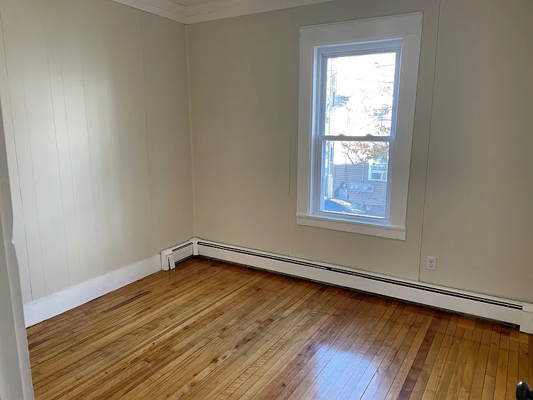 116 Foster St #1 — Photo 9