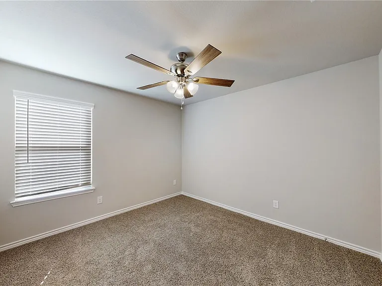 2043 Chief St — Photo 25