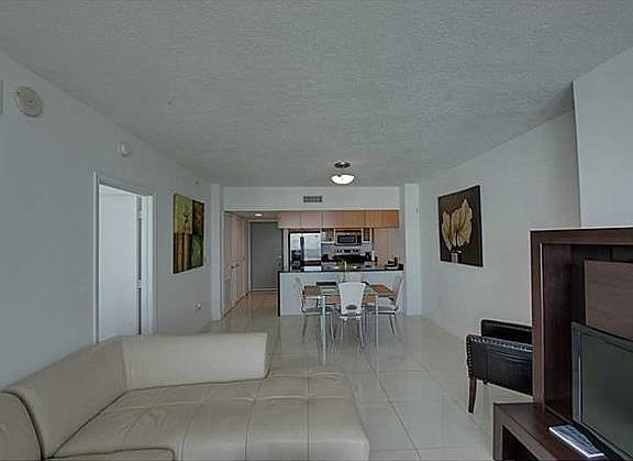 4th image of 1750 N Bayshore Dr APT 4611