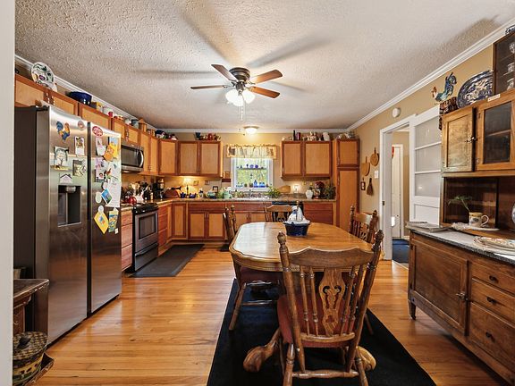 5th image of 319 Hogan Rd