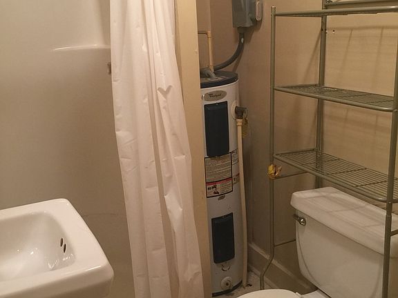 2nd image of 126 E Broad St #8
