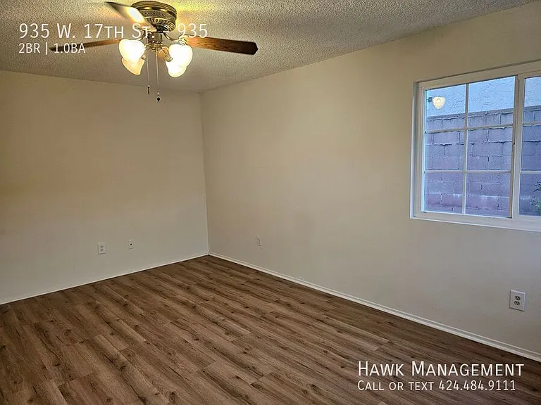 935 W 17th St #935 — Photo 21