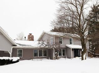 61346 Youngs Prairie Rd, Three Rivers, MI 49093