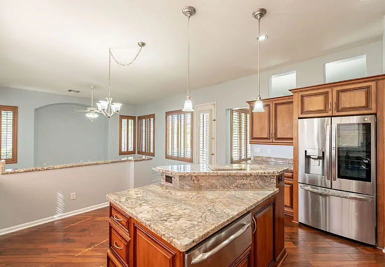 7167 W Abraham Ln — Photo 15