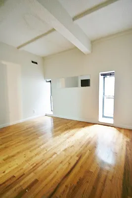 Rented by Green Home NY Realty LLC | media 8