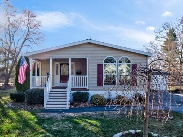 17 Winter Street, Salem, NH 03079