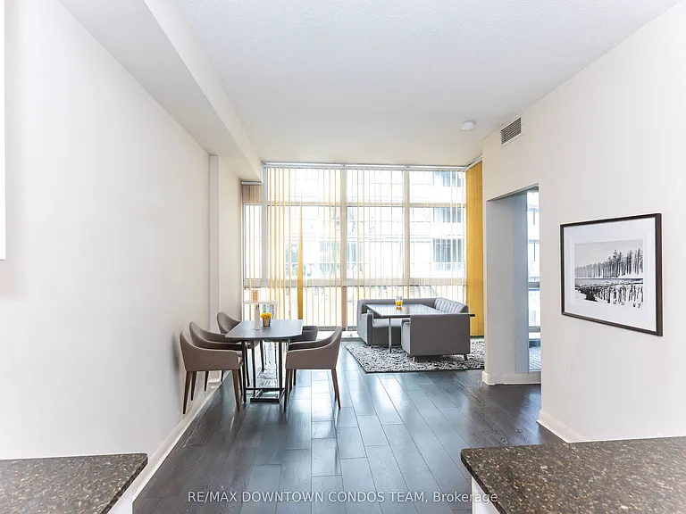 15 Bruyeres Mews #1311 — Photo 20