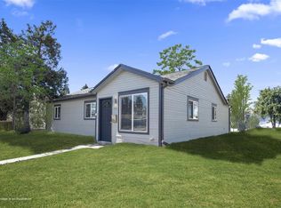 1091 Worchester St, Aurora, CO 80011