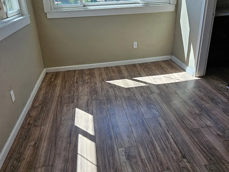 1700 E 4th St #1700 — Photo 12