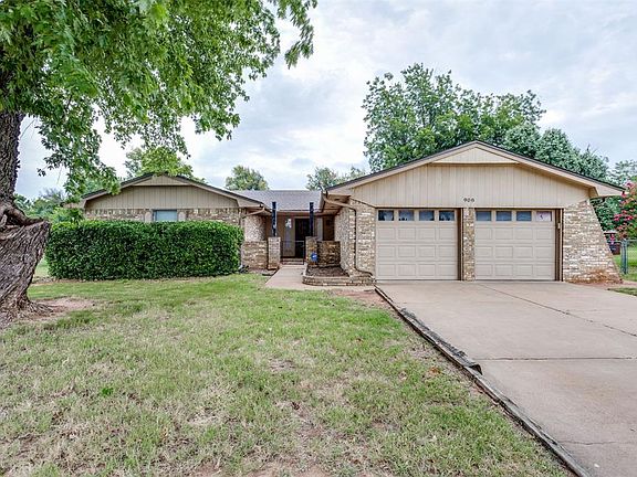 2nd image of 908 S Meadow Ln