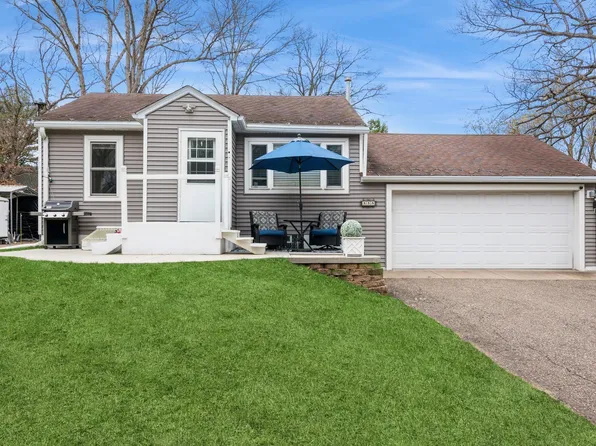 335 Hawthorne Rd, Wyoming, MN 55092