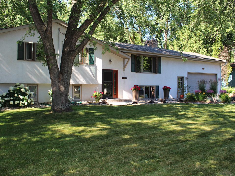 1st image of 6874 24th St N