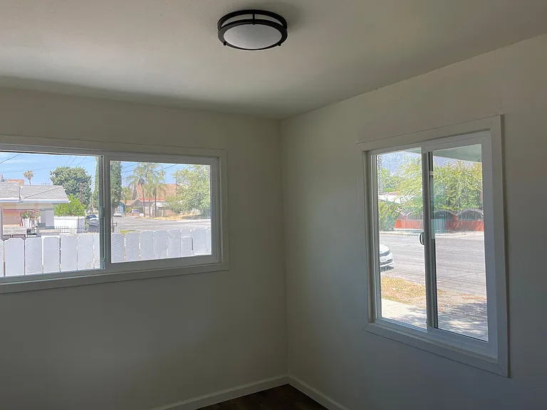 344 Sespe Ave — Photo 6