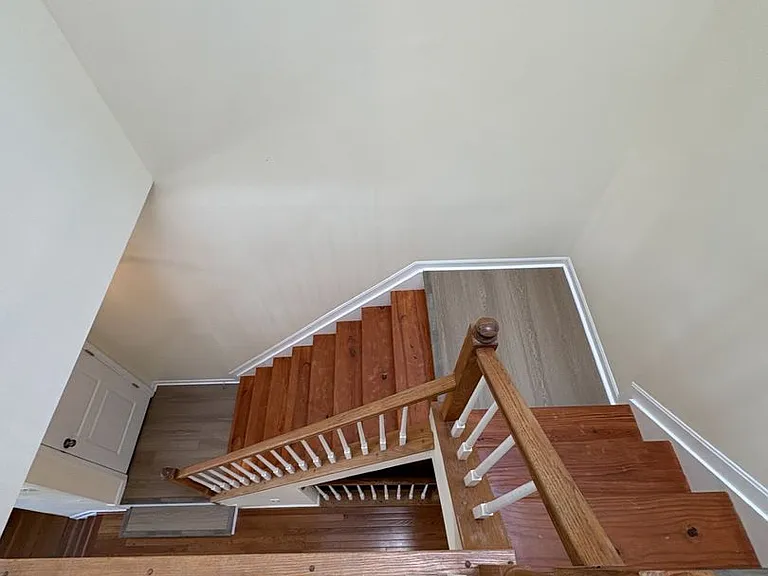 4211 Huntshire Rd — Photo 10