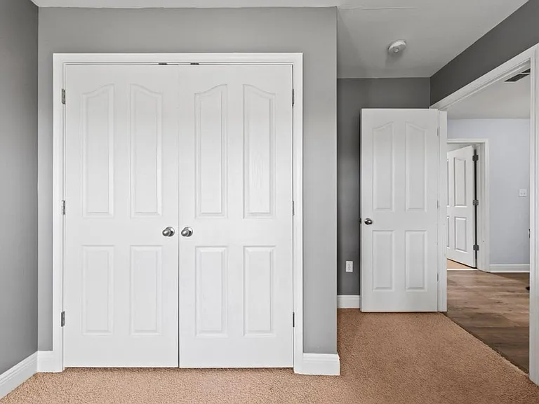 313 Scotch Pine Ln — Photo 32