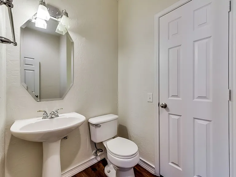 11066 Chanay Dr — Photo 18