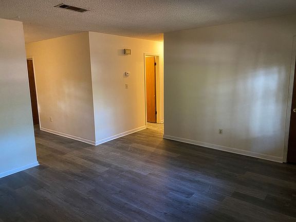 2nd image of 5097 Yacht Harbour Cir