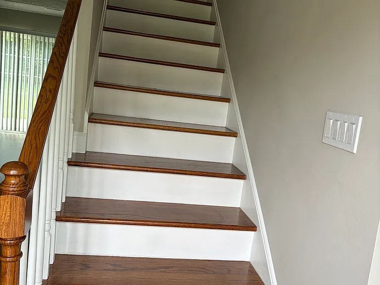 8724 Shoreham Blvd — Photo 14