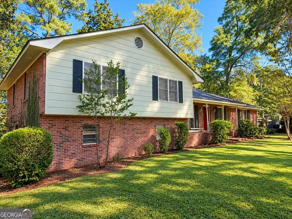 511 Brookdale Dr, Dublin, GA 31021