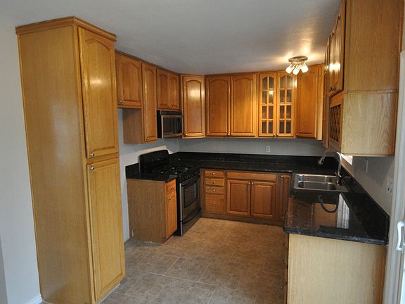 3rd image of 4408 N Eastbury Ave