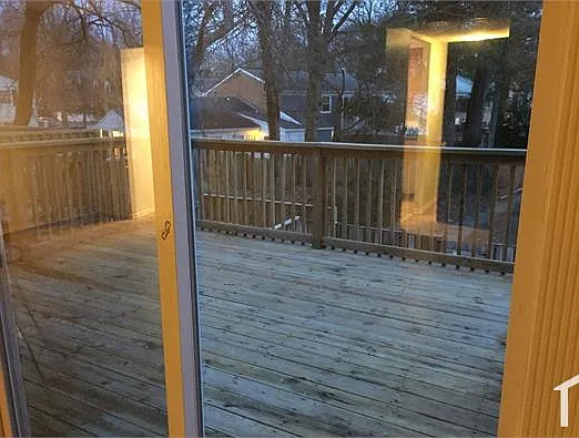 4 bed, 1800 sqft, $3,455 — Photo 2