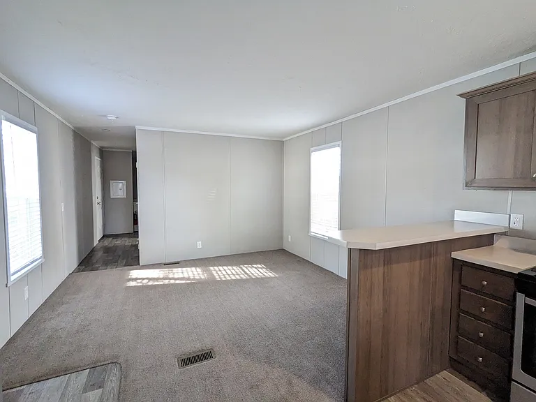 122 Texas St — Photo 12